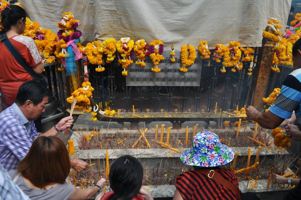 Bangkok's Governor Welcomes TBEX Travel Bloggers to Bangkok - Solo