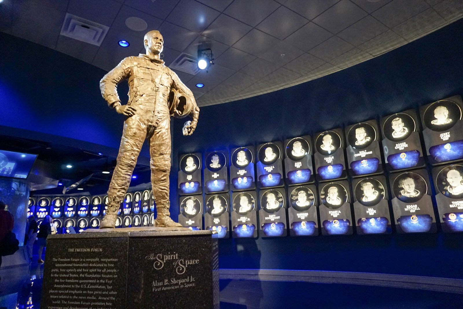 Hall of fame. Зал славы роботов. Зал славы Hall of Fame российские игроки. The American Astronaut Hall of Fame..